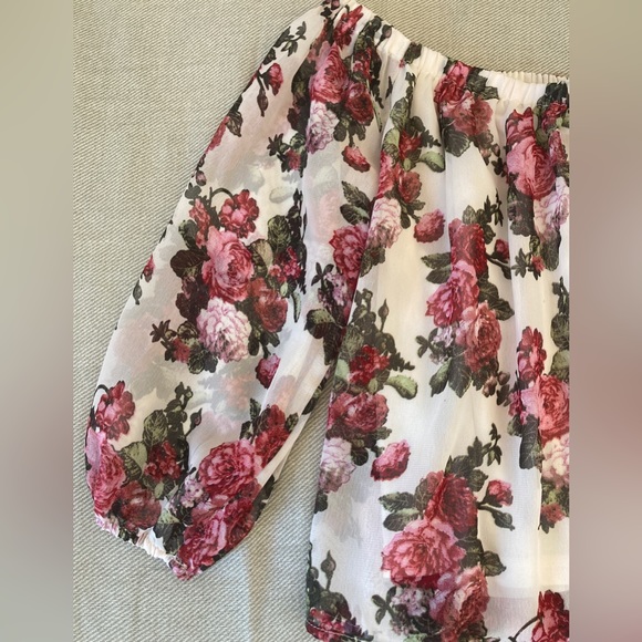 Floral Off The Shoulder Top - Picture 2 of 3